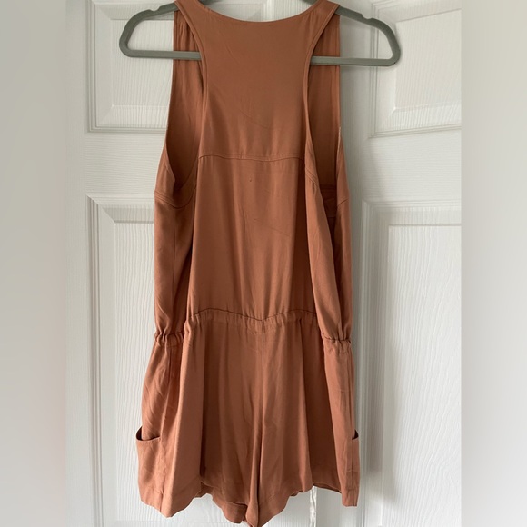 Style Rack Romper - Picture 3 of 5